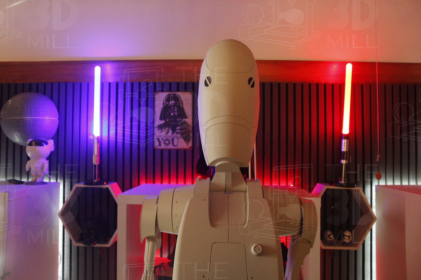 Life-Size Inspired B1 Droid
